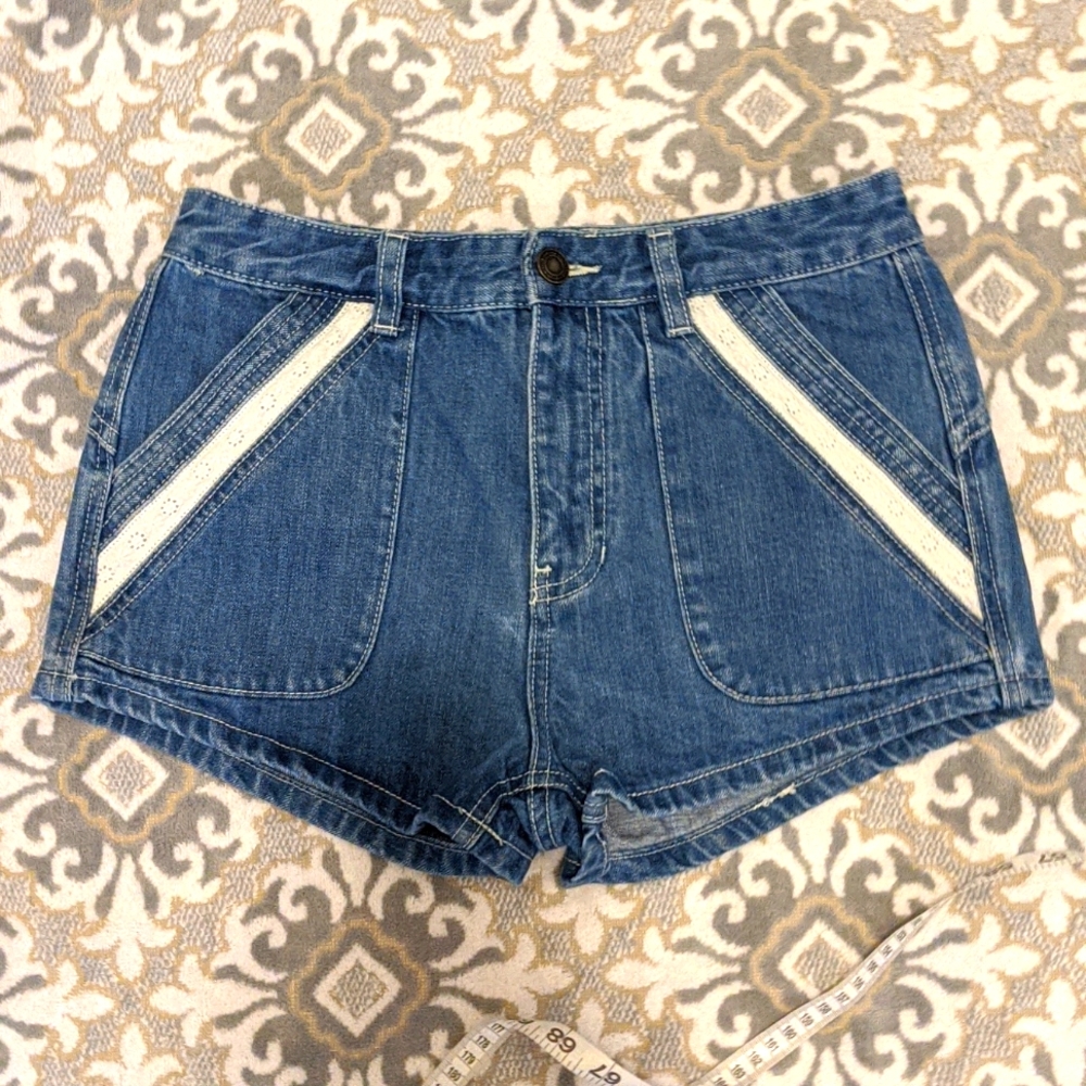 Free People Lace trim shorts Sz 27